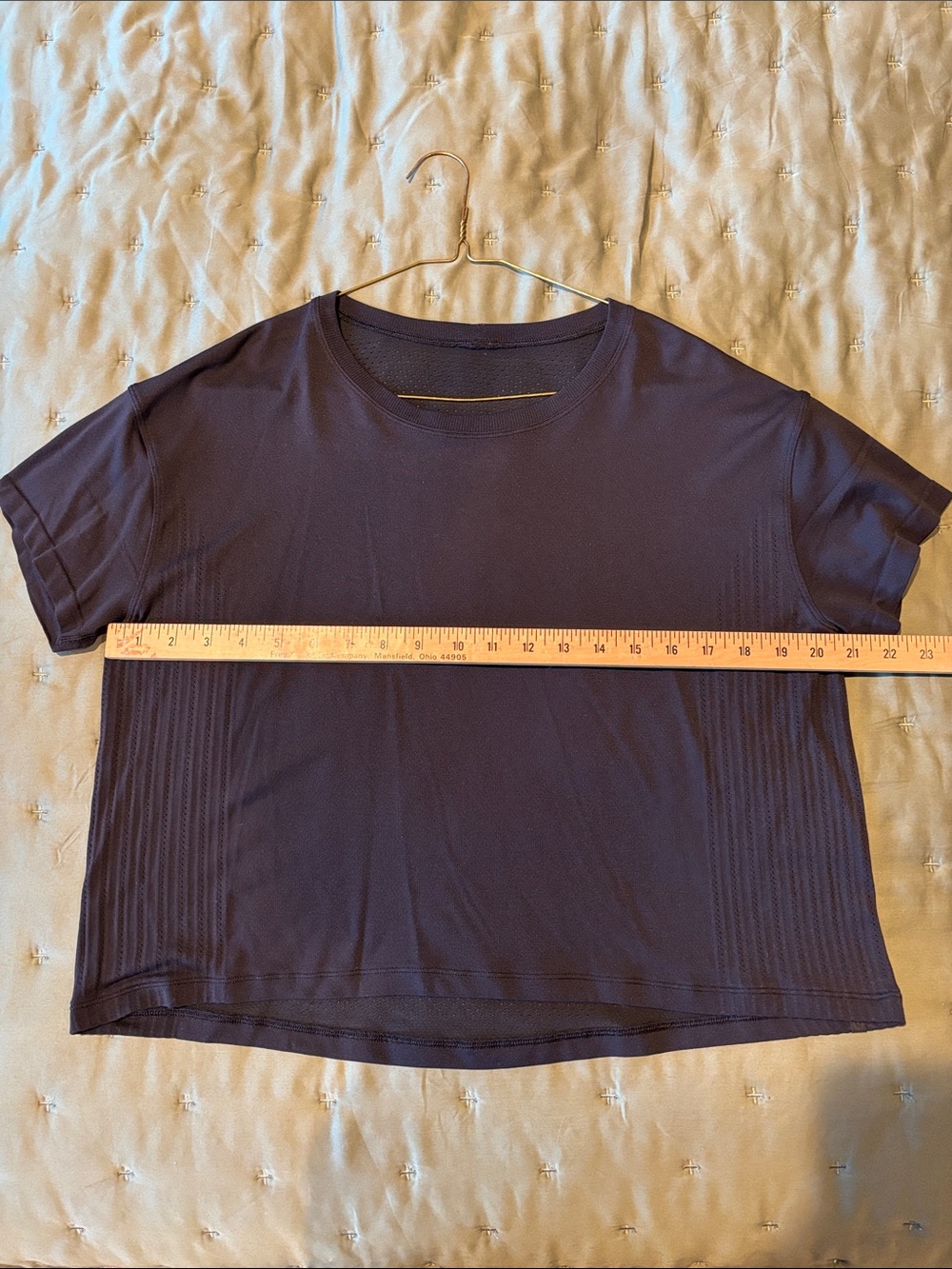 lululemon athletica Black Cropped Crew Tee
